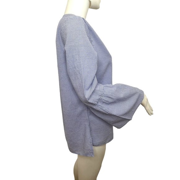 Ann Taylor Women’s Blouse Blue S Long Bell Sleeves Horizontal Mini Stripe Cotton - Picture 2 of 11